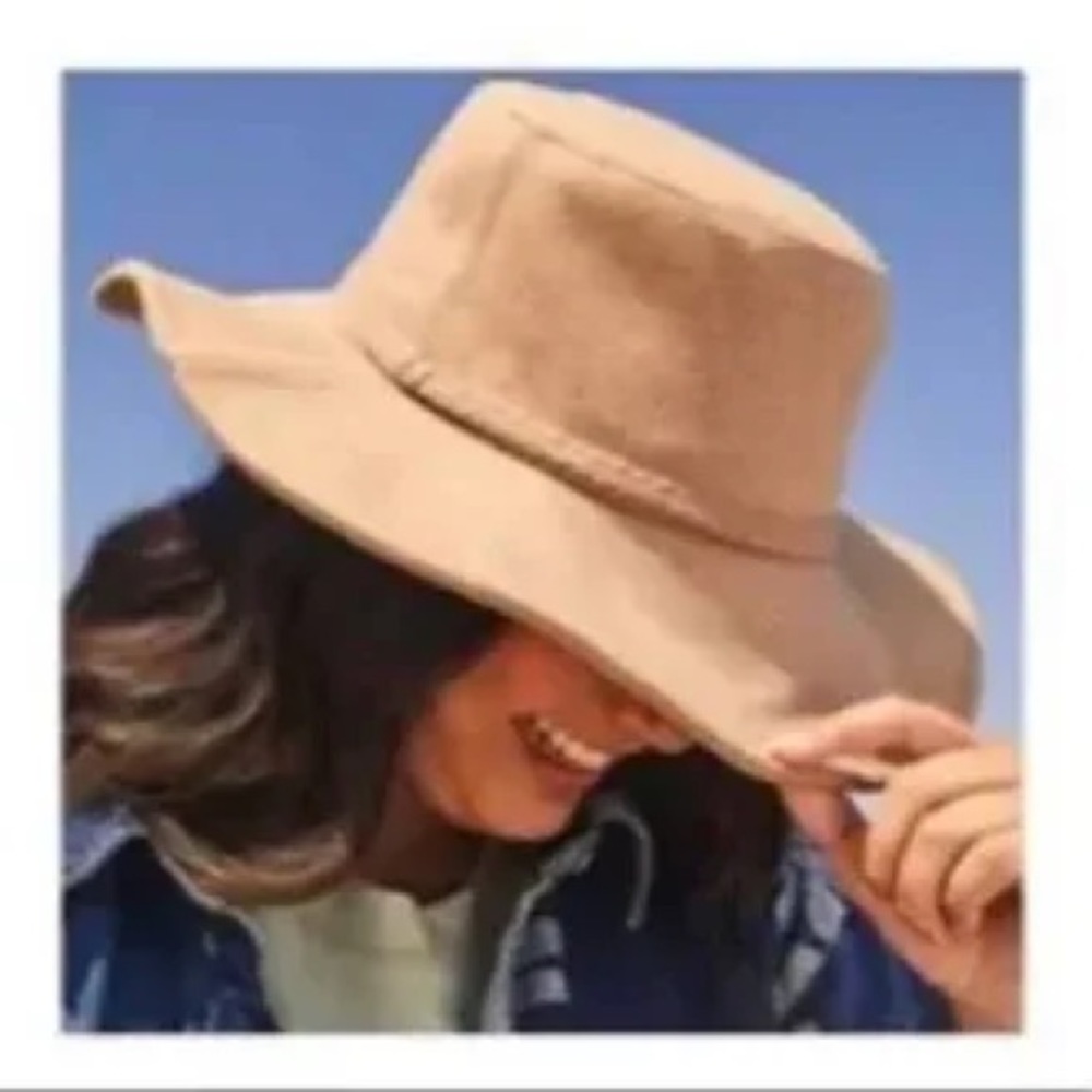 Light and fun hat by ASN Hats. Beige, O/S fits all due to it being adjustable.
